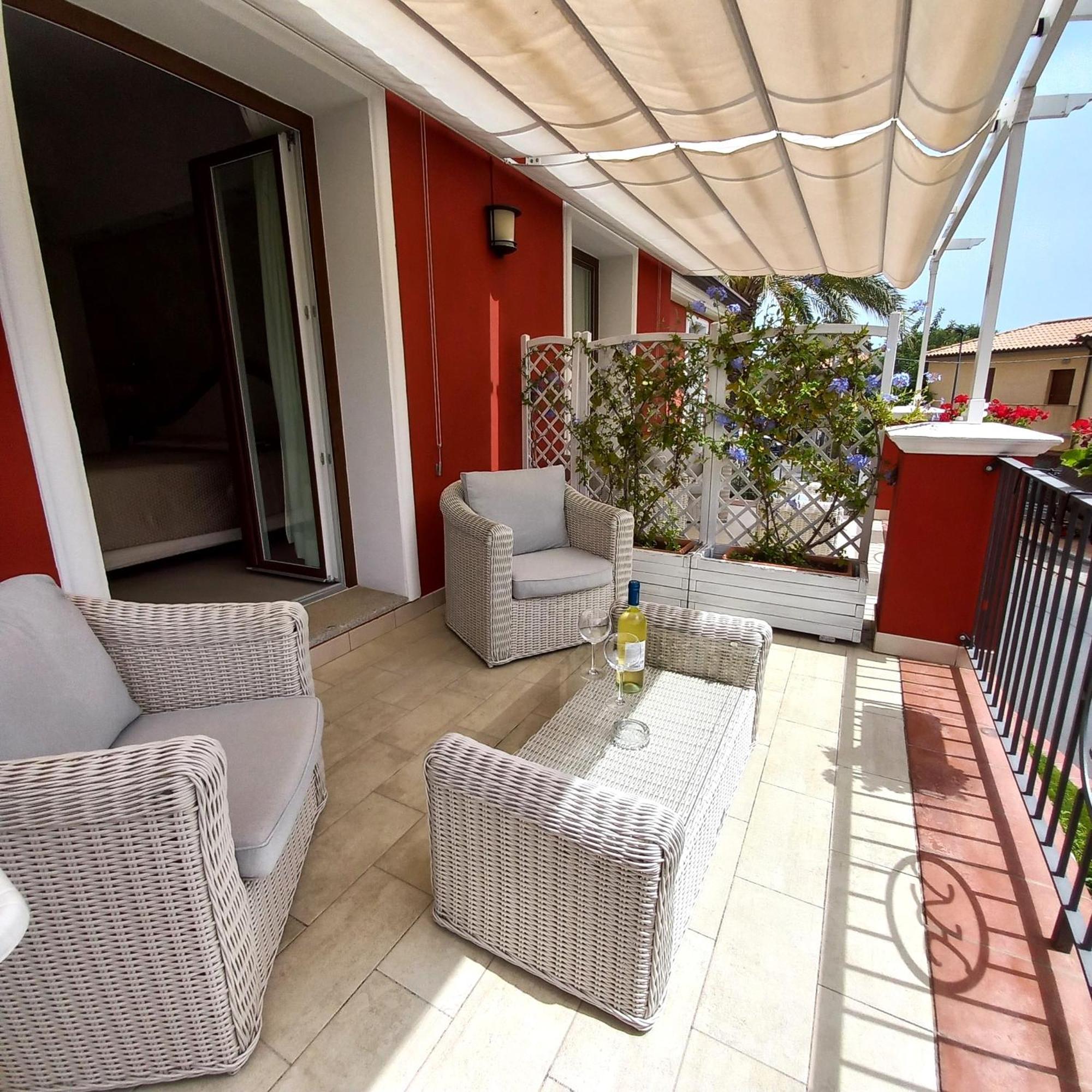 Hotel Nicoletta Santa Maria Navarrese Exterior photo